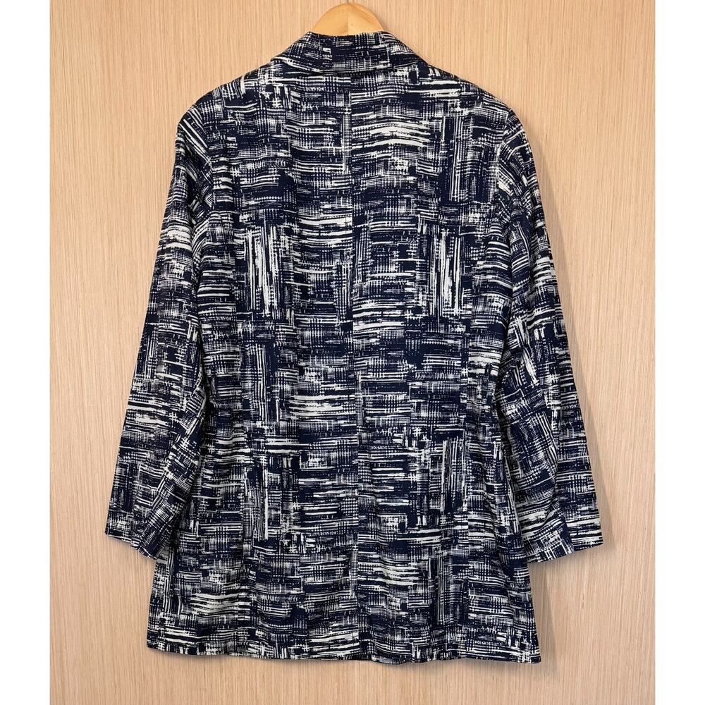 Coldwater Creek Abstract Print Rain Trench Jacket Womens Size XL 16 Navy Pockets - Picture 5 of 12